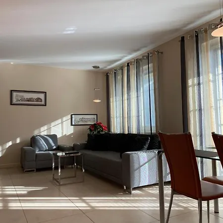 Paris * Świnoujście